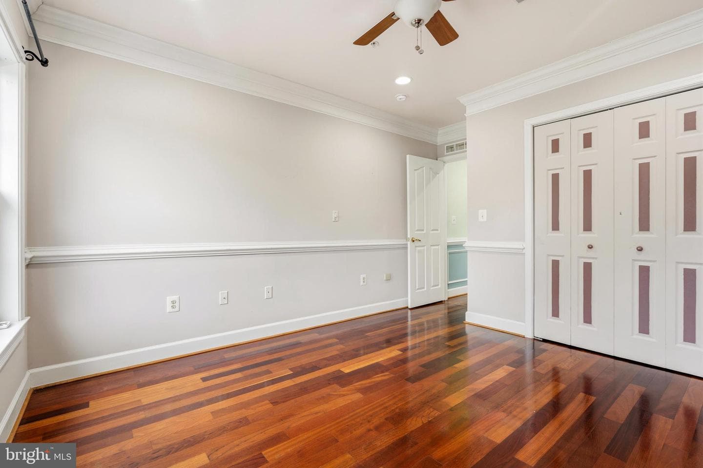 3930 Allison Street photo 21