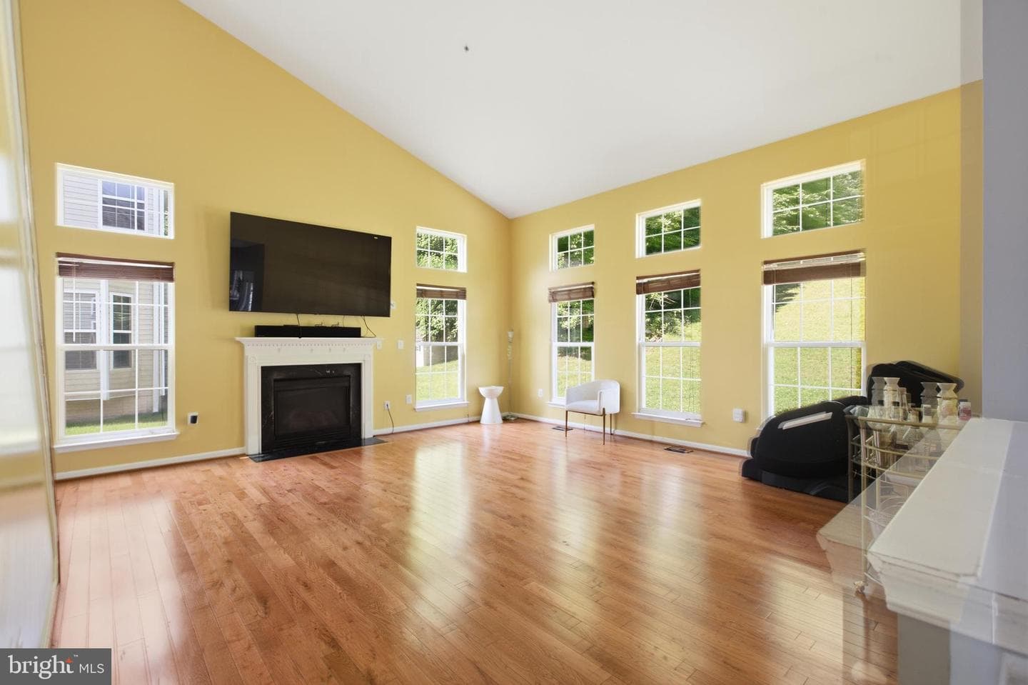 12419 Dorsey Lane photo 3