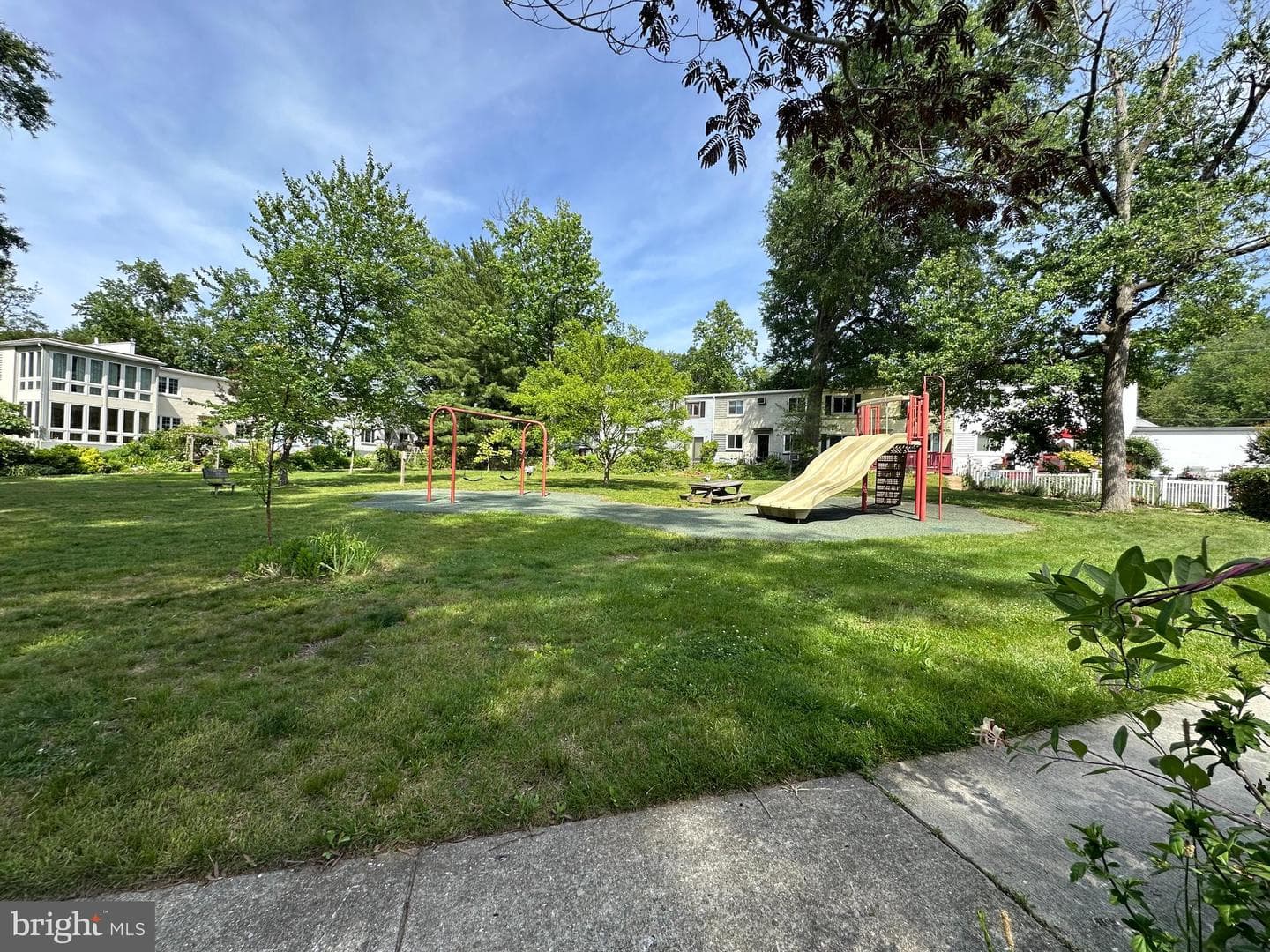 3 Gardenway photo 18
