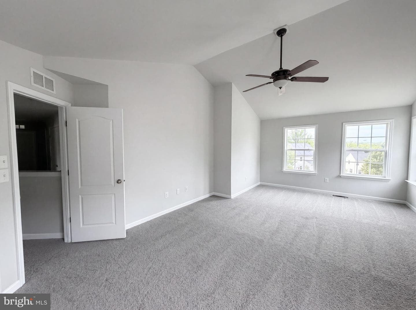 6906 Captain Edward Toppins Court photo 12