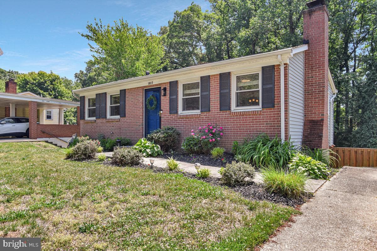 1817 Dania Drive, Fort Washington