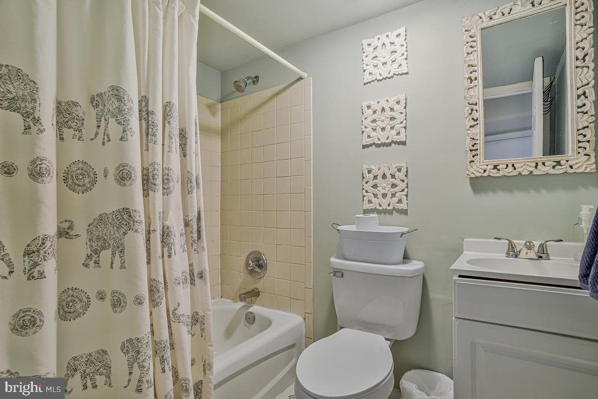 1817 Dania Drive photo 27
