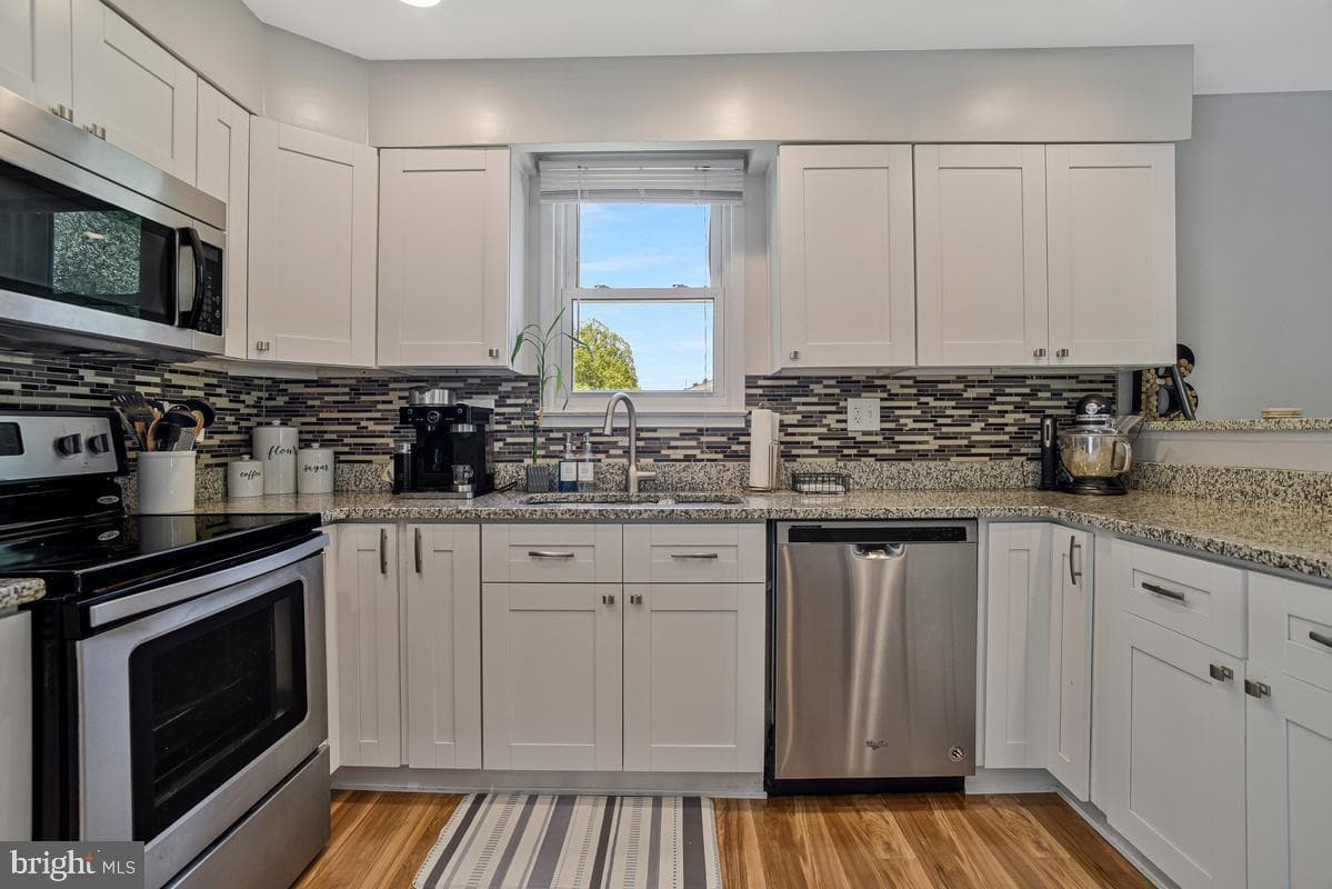 1817 Dania Drive photo 8