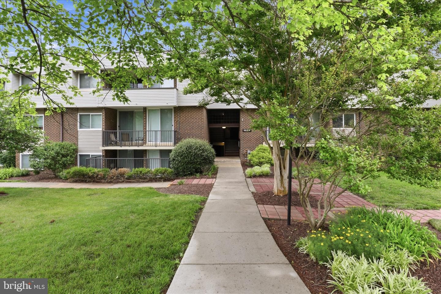 10214 Prince Place #8-202 photo 28