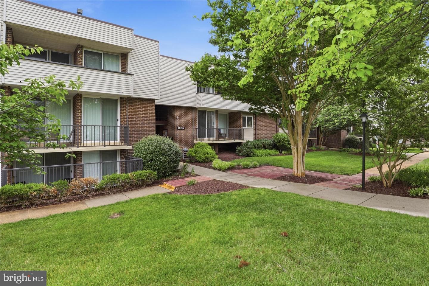 10214 Prince Place #8-202 photo 29
