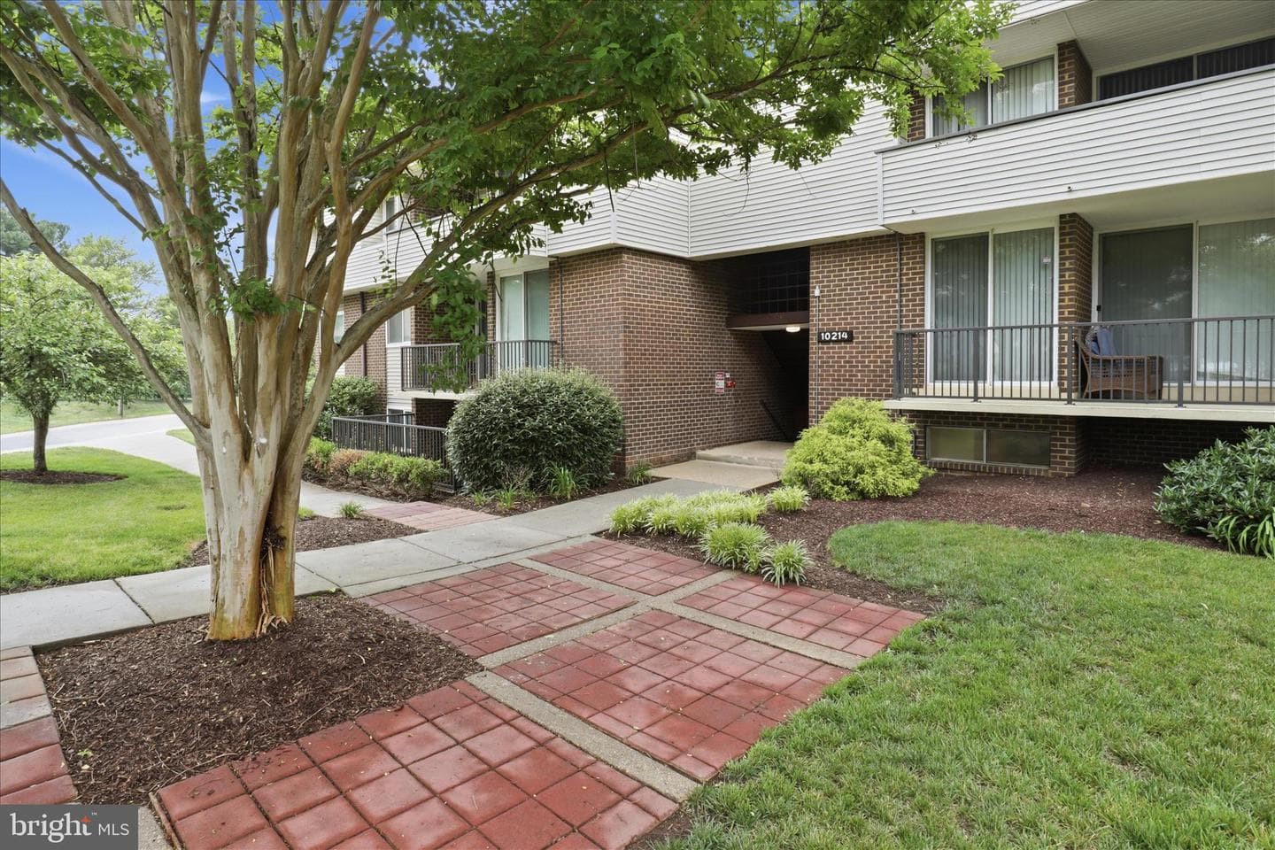 10214 Prince Place #8-202 photo 30