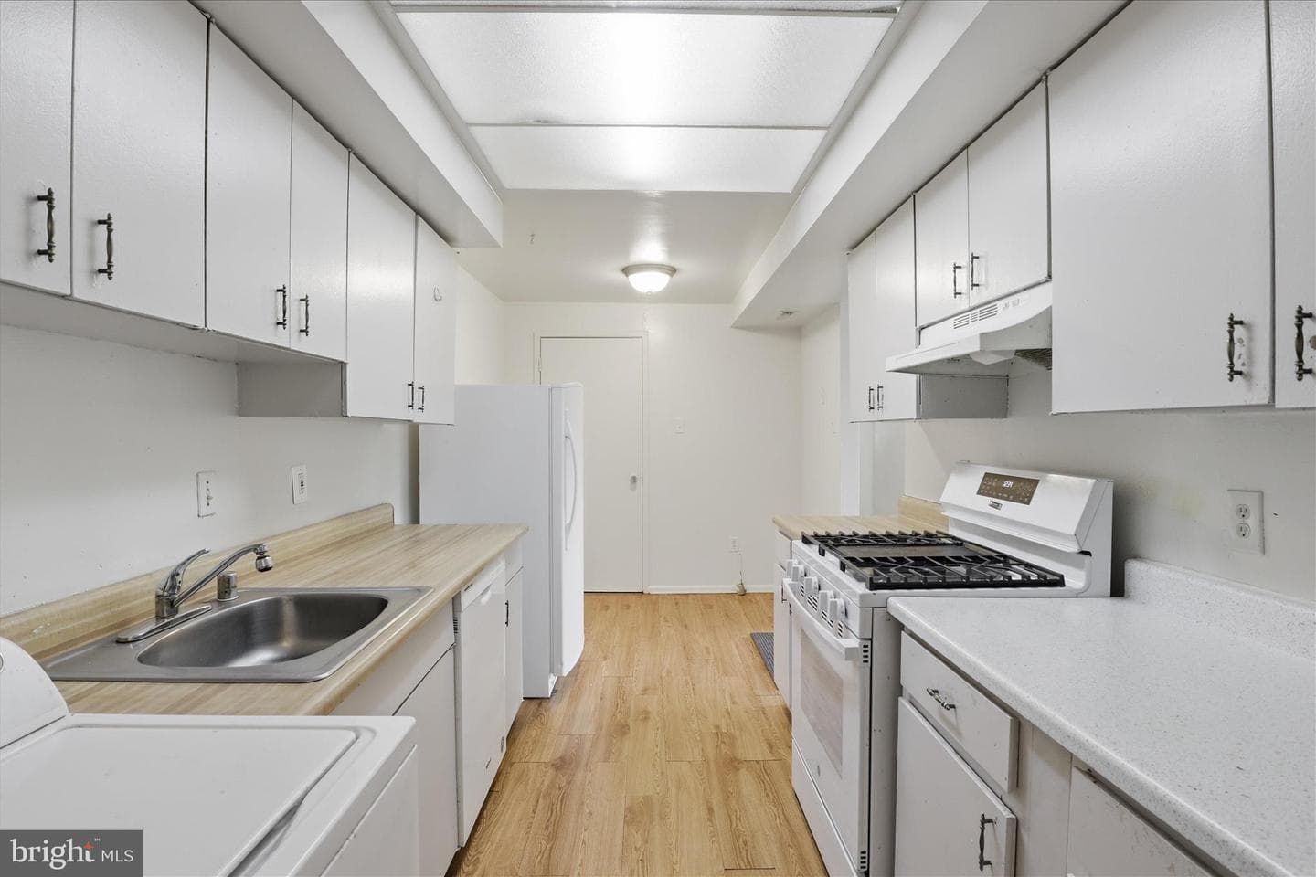 10214 Prince Place #8-202 photo 9