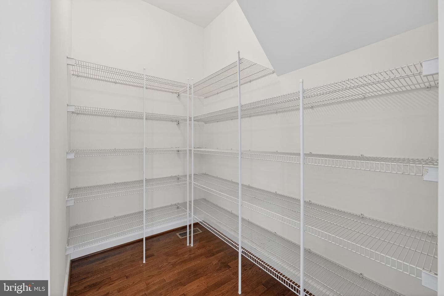 13330 Lenfant Drive photo 14