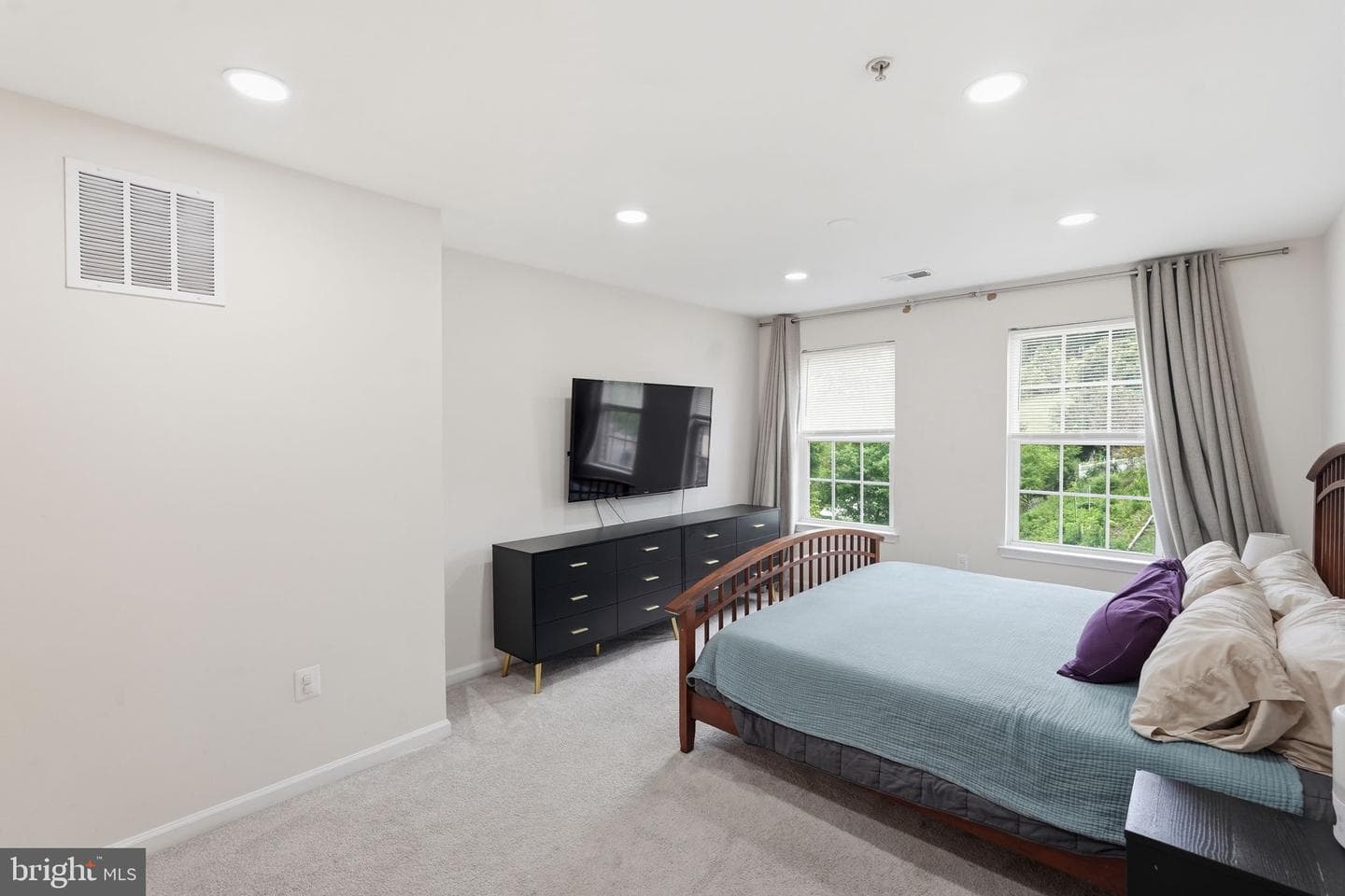 1908 Orchard Hill Drive photo 17