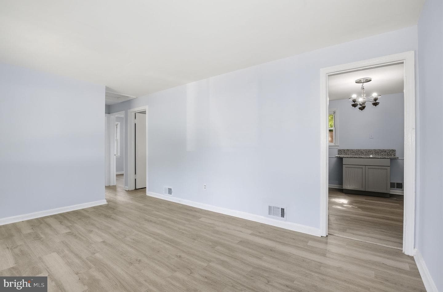 9712 51st Avenue photo 4