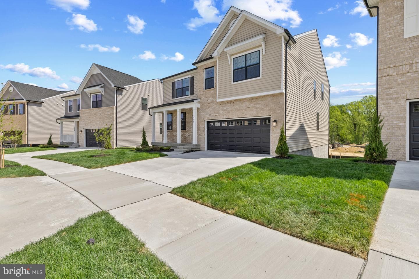 5210 Manor Park Drive photo 3
