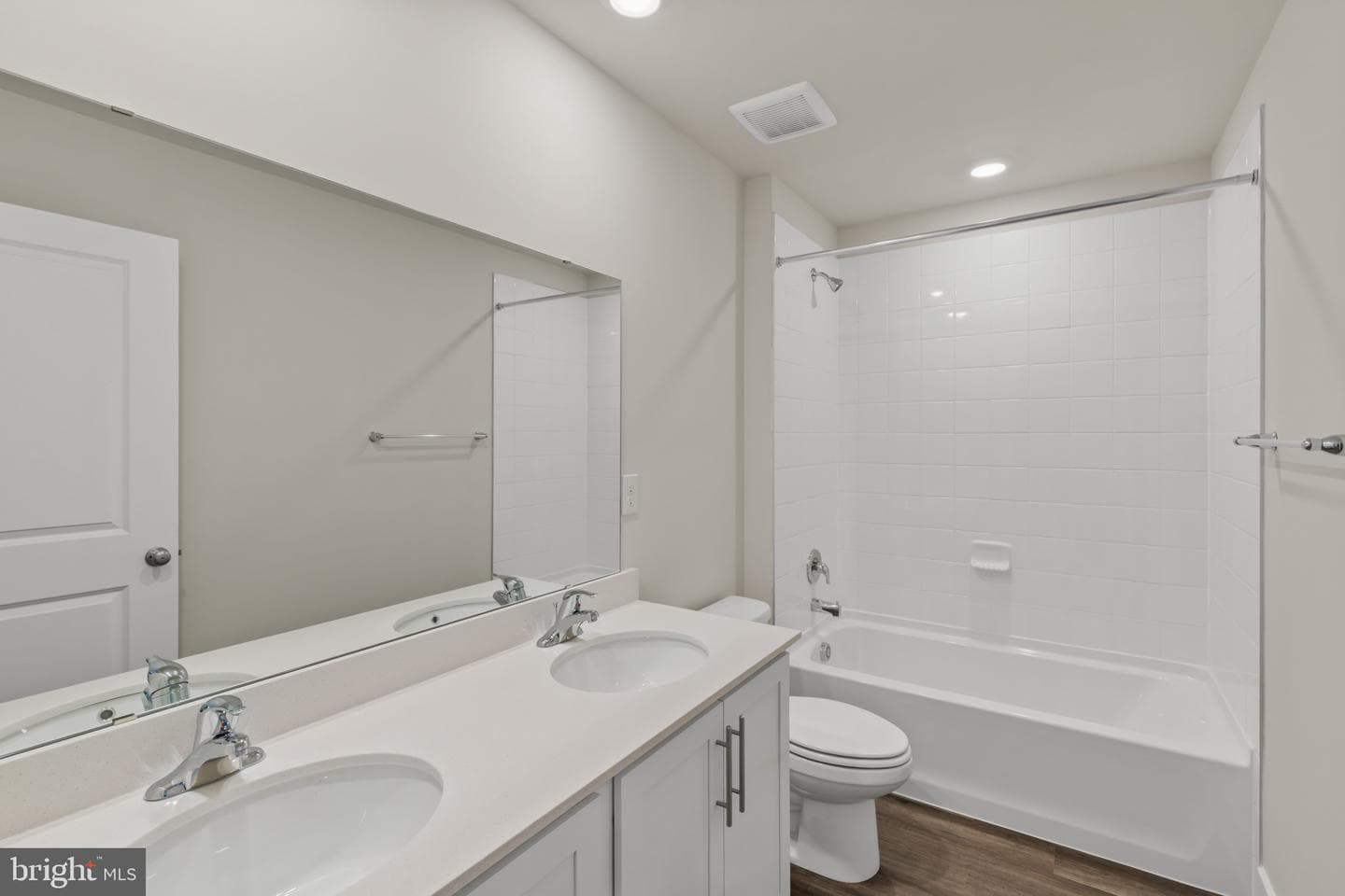 5210 Manor Park Drive photo 56