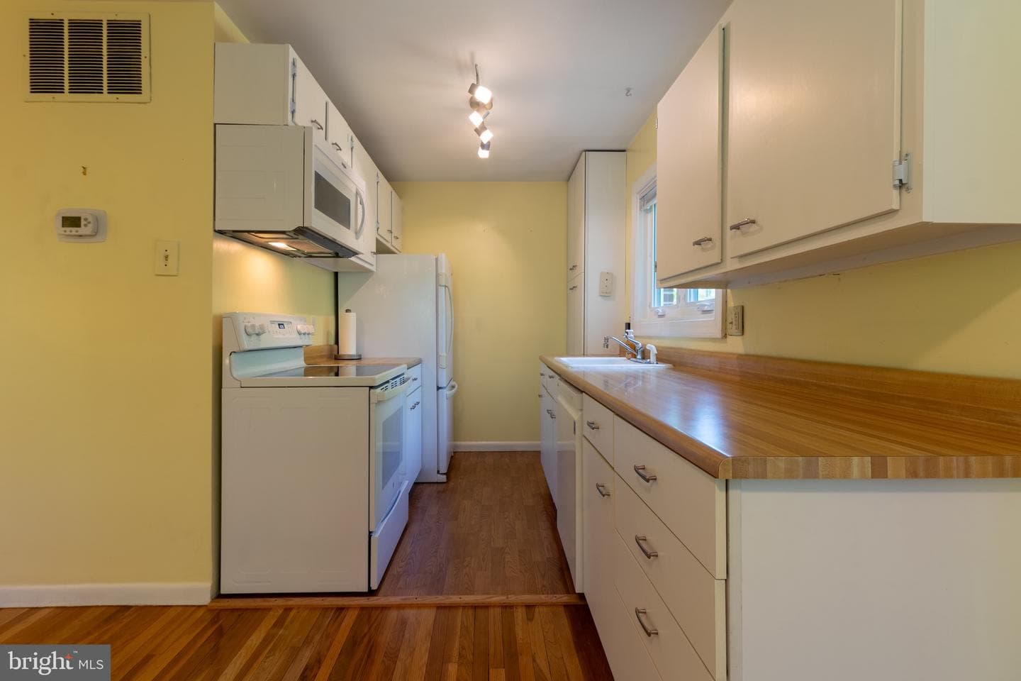 5 Laurel Hill Road photo 22