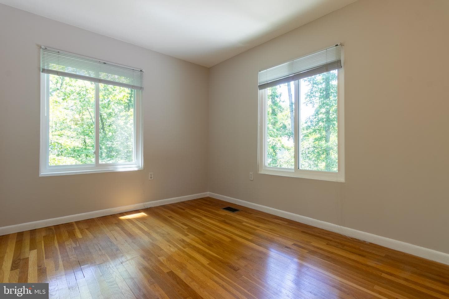 5 Laurel Hill Road photo 25