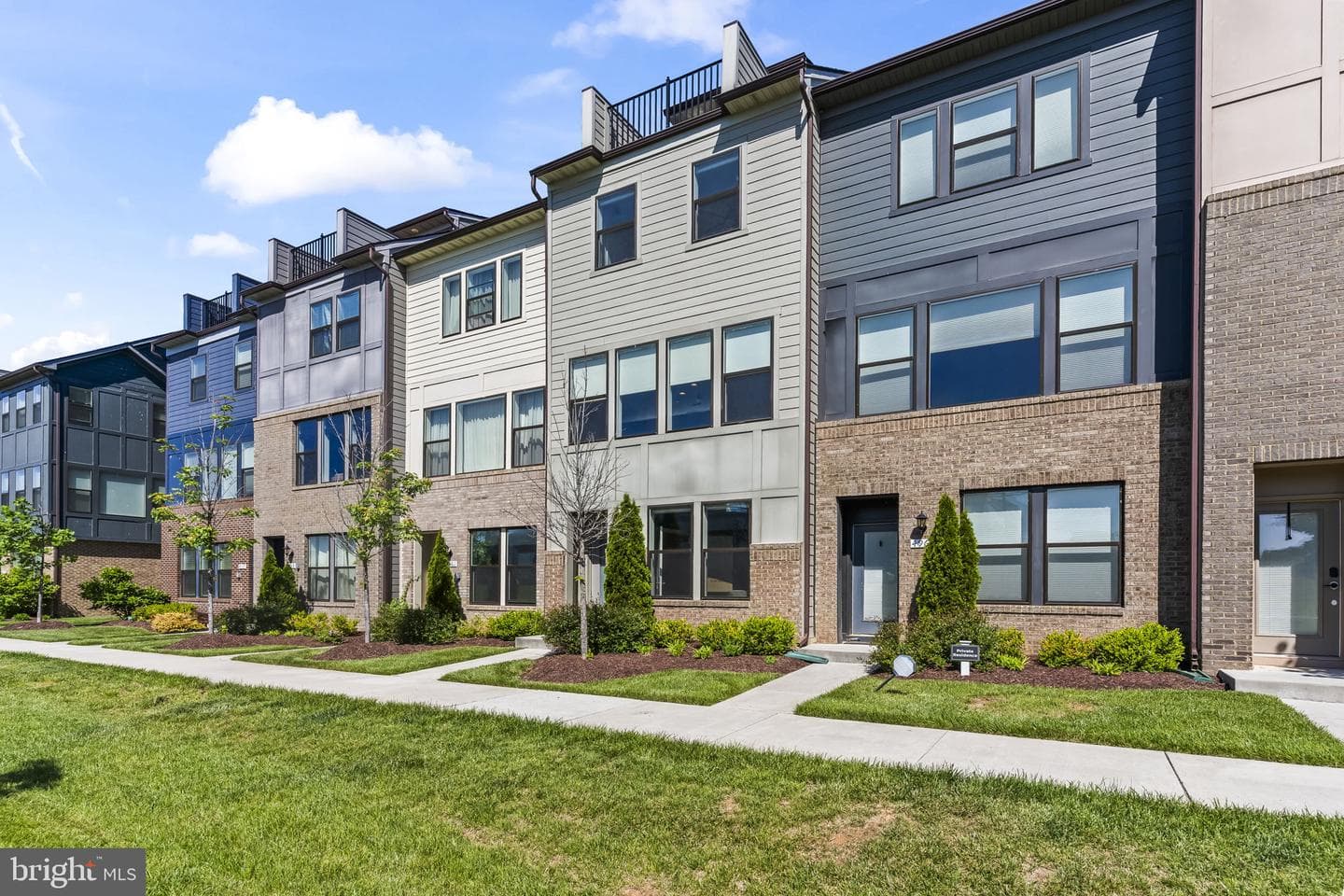 4963 Vista Green Lane, Lanham