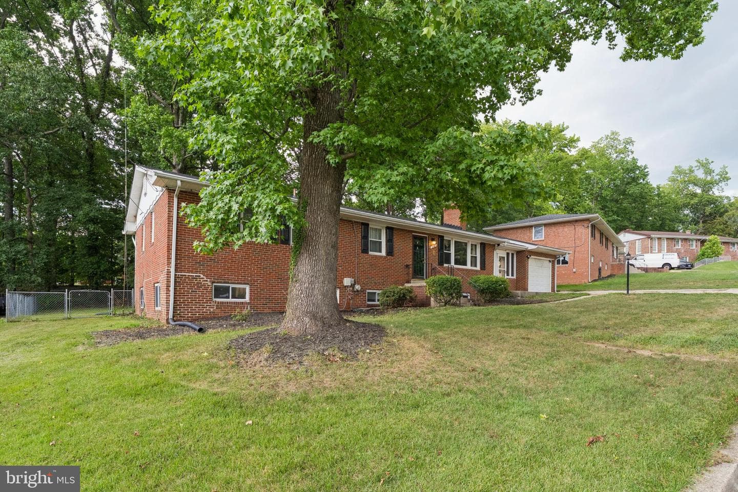 5006 Rayburn Court photo 34
