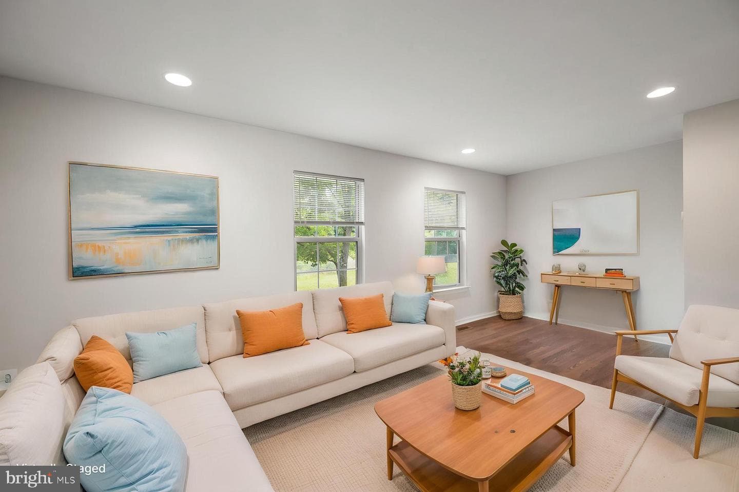 1524 Karen Boulevard photo 4