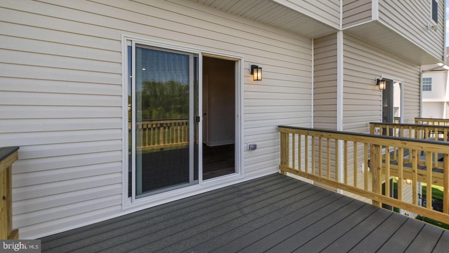 7526 Silver Thread Way photo 16
