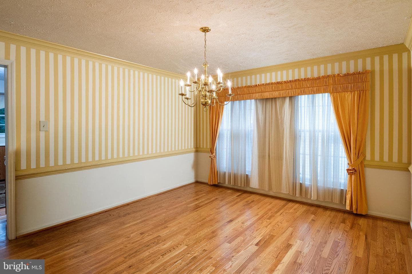 12700 Quarterhorse Drive photo 10
