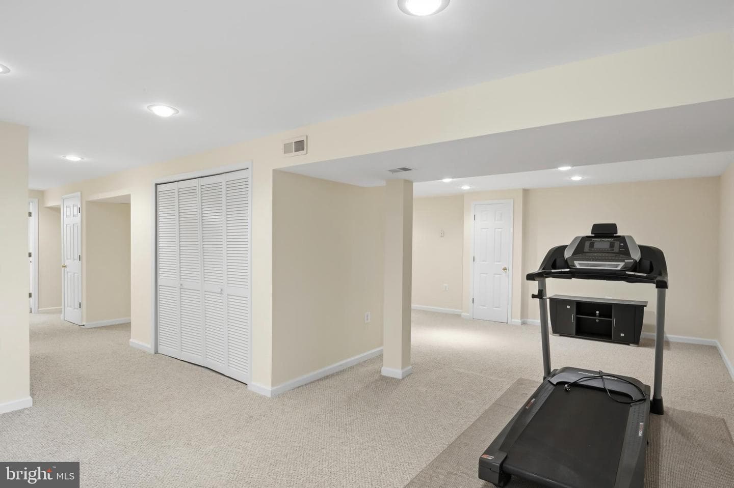 12700 Quarterhorse Drive photo 40