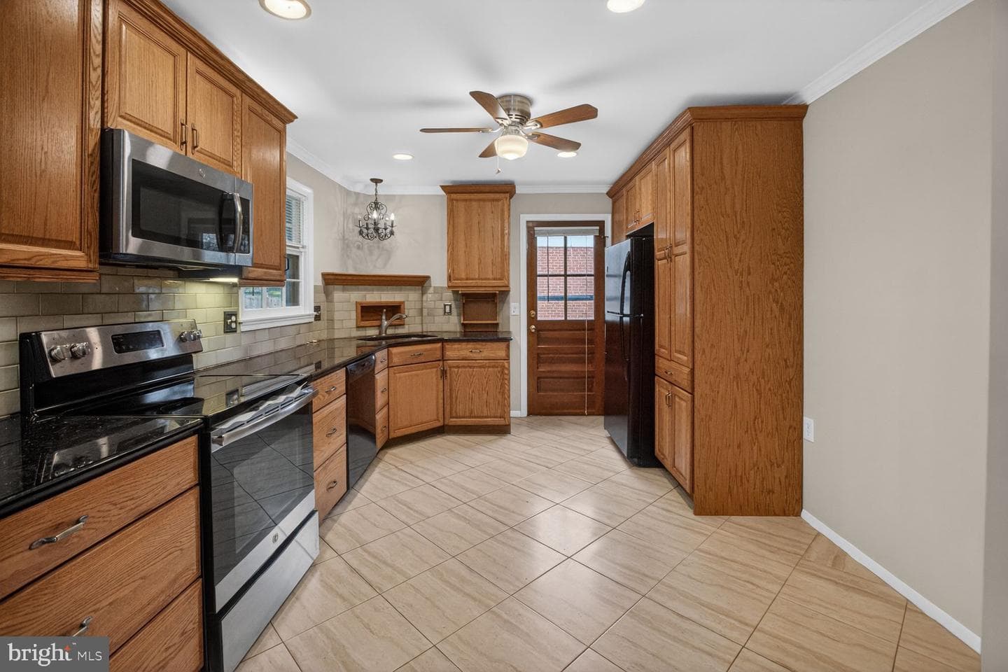 13008 Bellevue Street photo 8