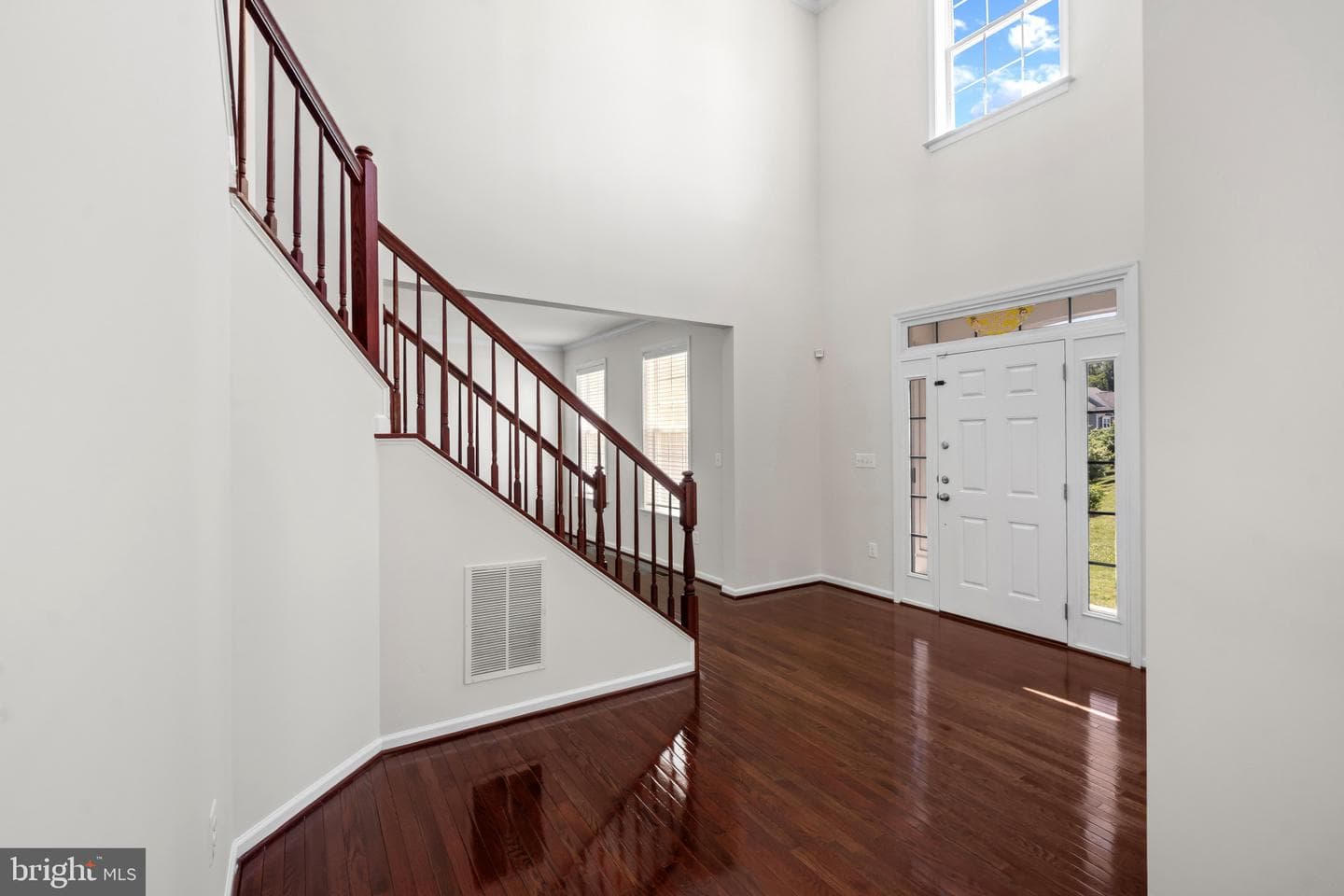 9613 Manor Oaks View photo 4