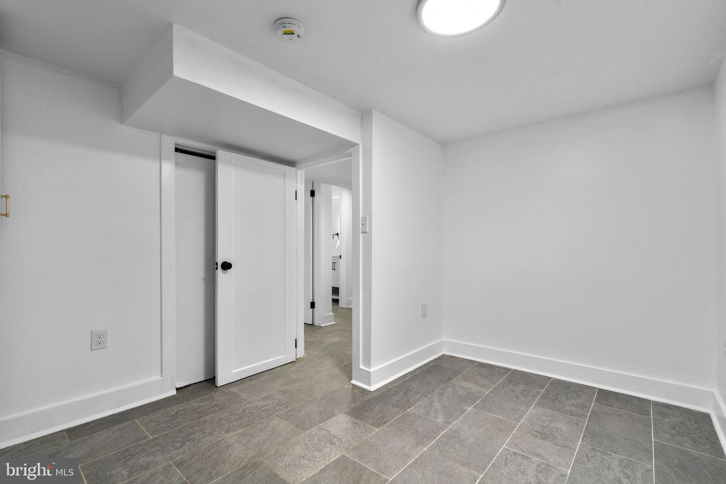 6923 Randolph St photo 37