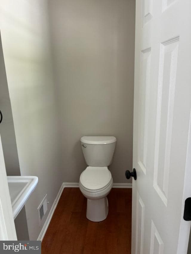 8403 Branchwood Circle photo 17