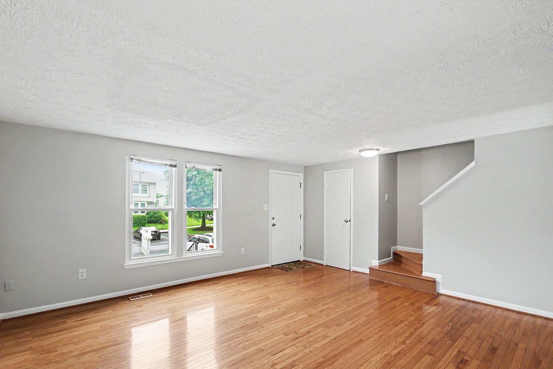 12149 Beltsville Drive photo 4