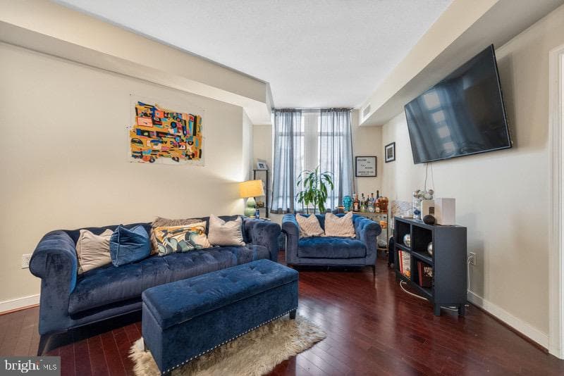 155 Potomac Passage #327 photo 5