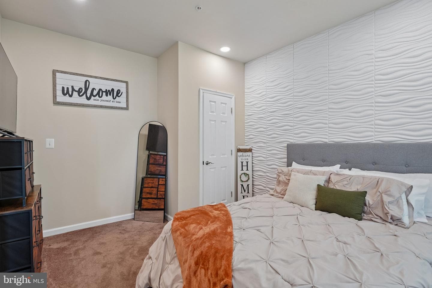 14315 Devinger Place photo 12