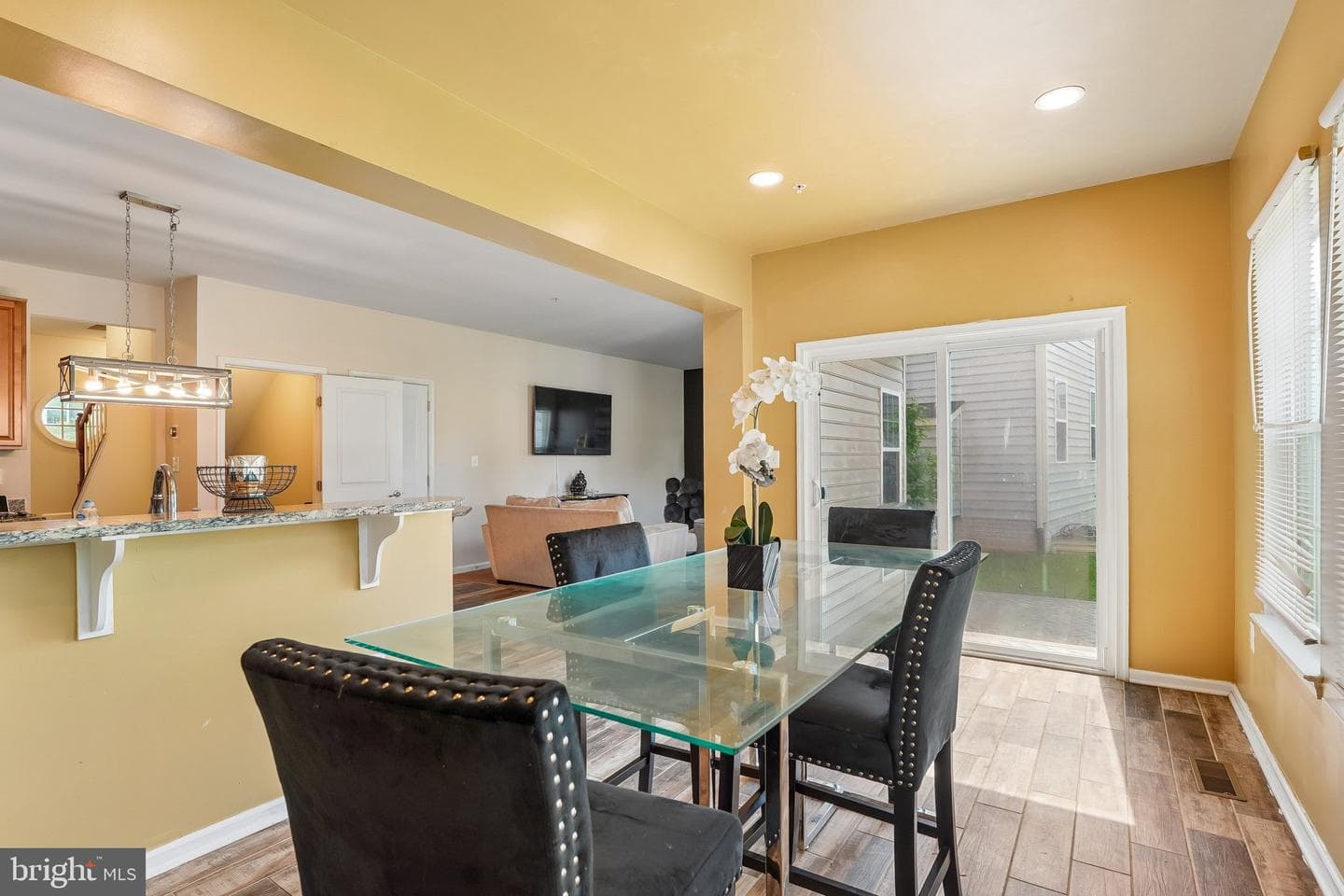14315 Devinger Place photo 6