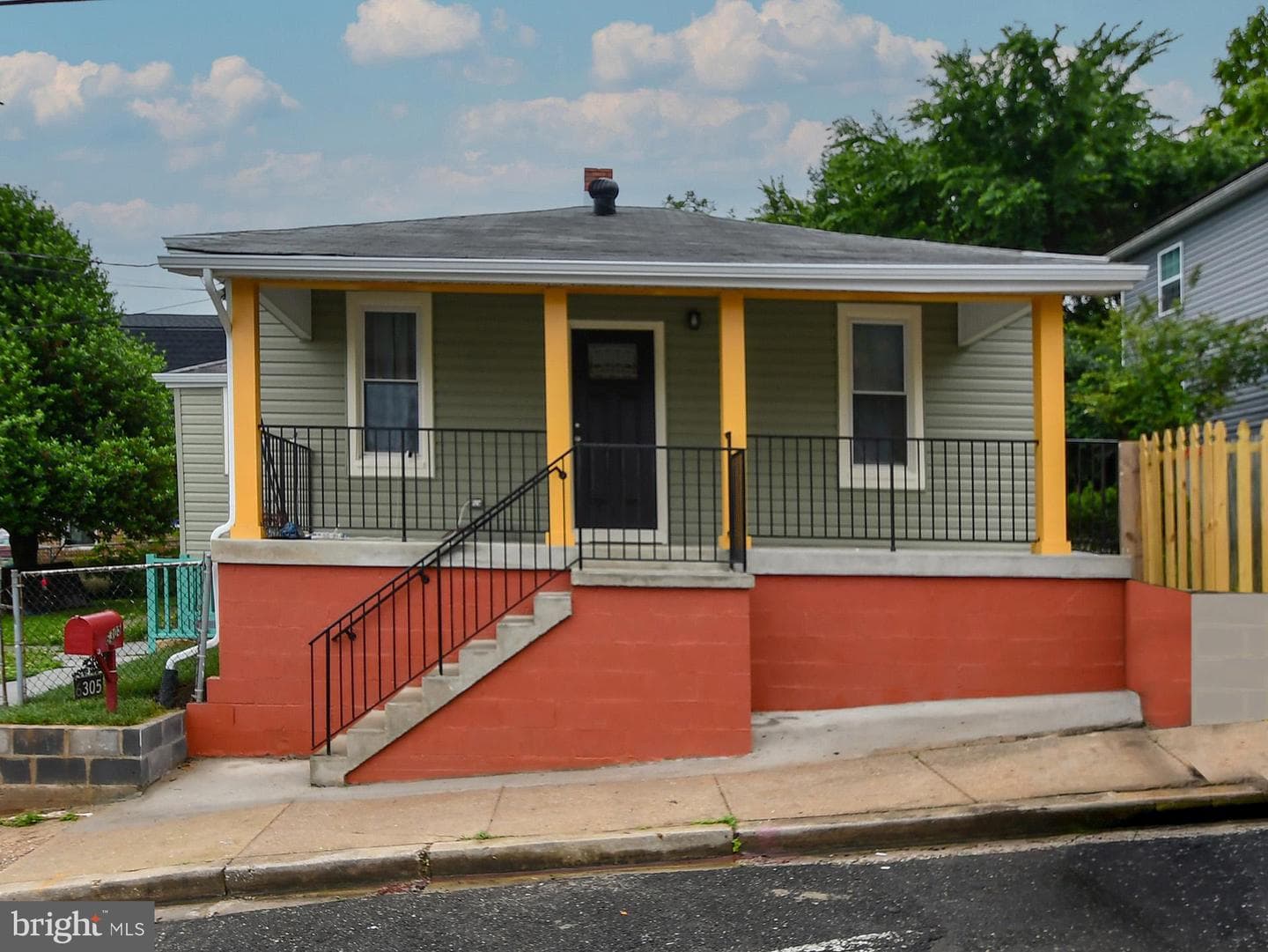 6305 Field Street, Capitol Heights