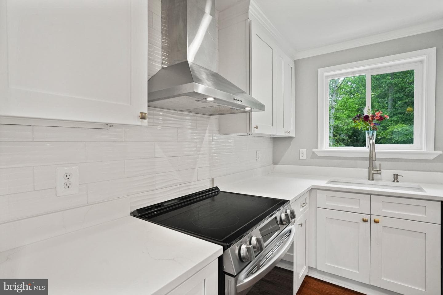 9409 Cheltenham Avenue photo 15
