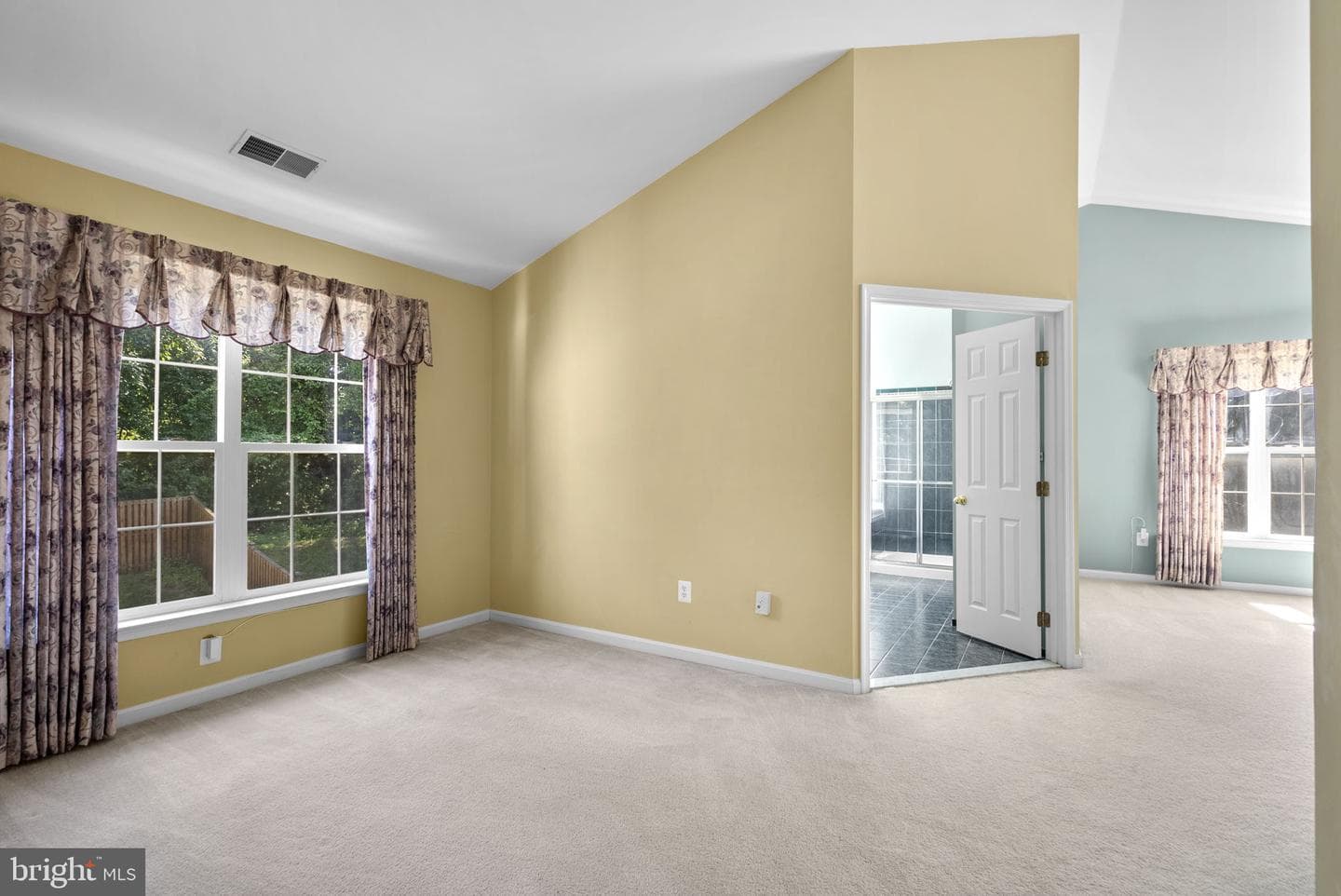 4306 Taverngreen Lane photo 22