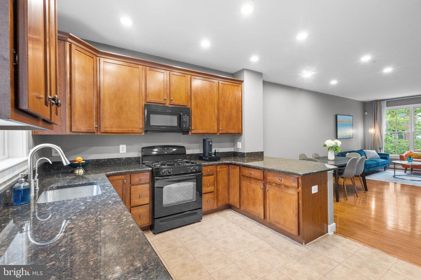 5623 44th Avenue photo 8