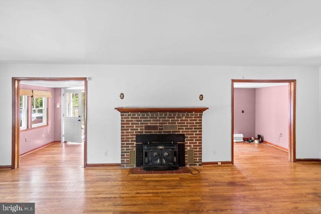 10301 Livingston Road photo 19