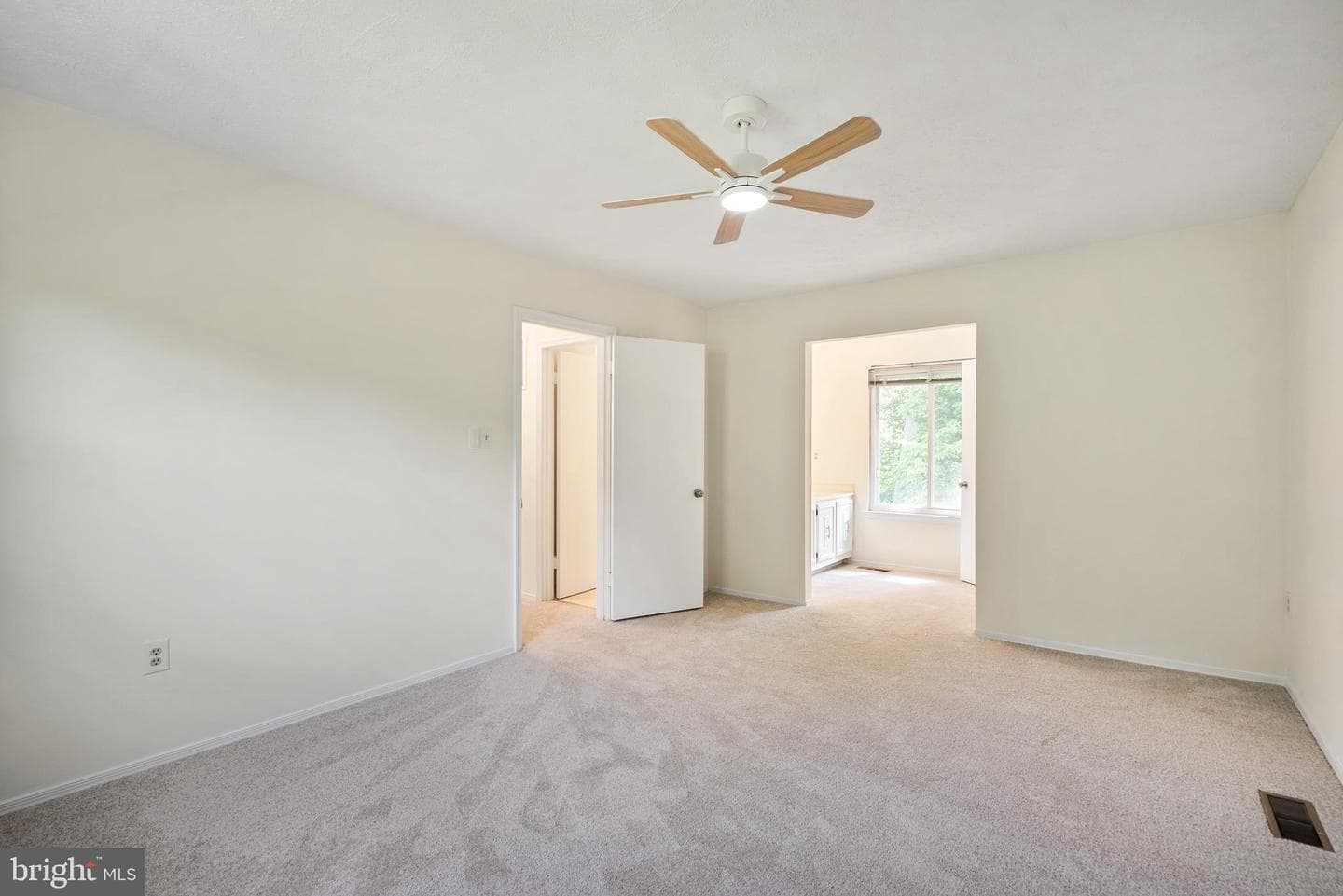3801 Northrop Pl photo 26