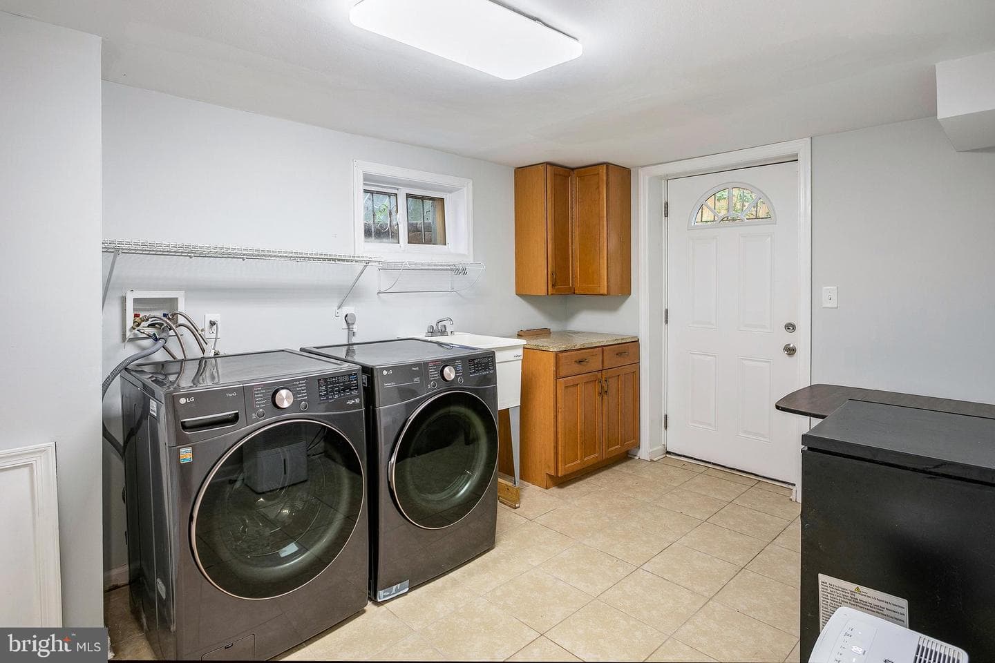 614 Larchmont Avenue photo 21