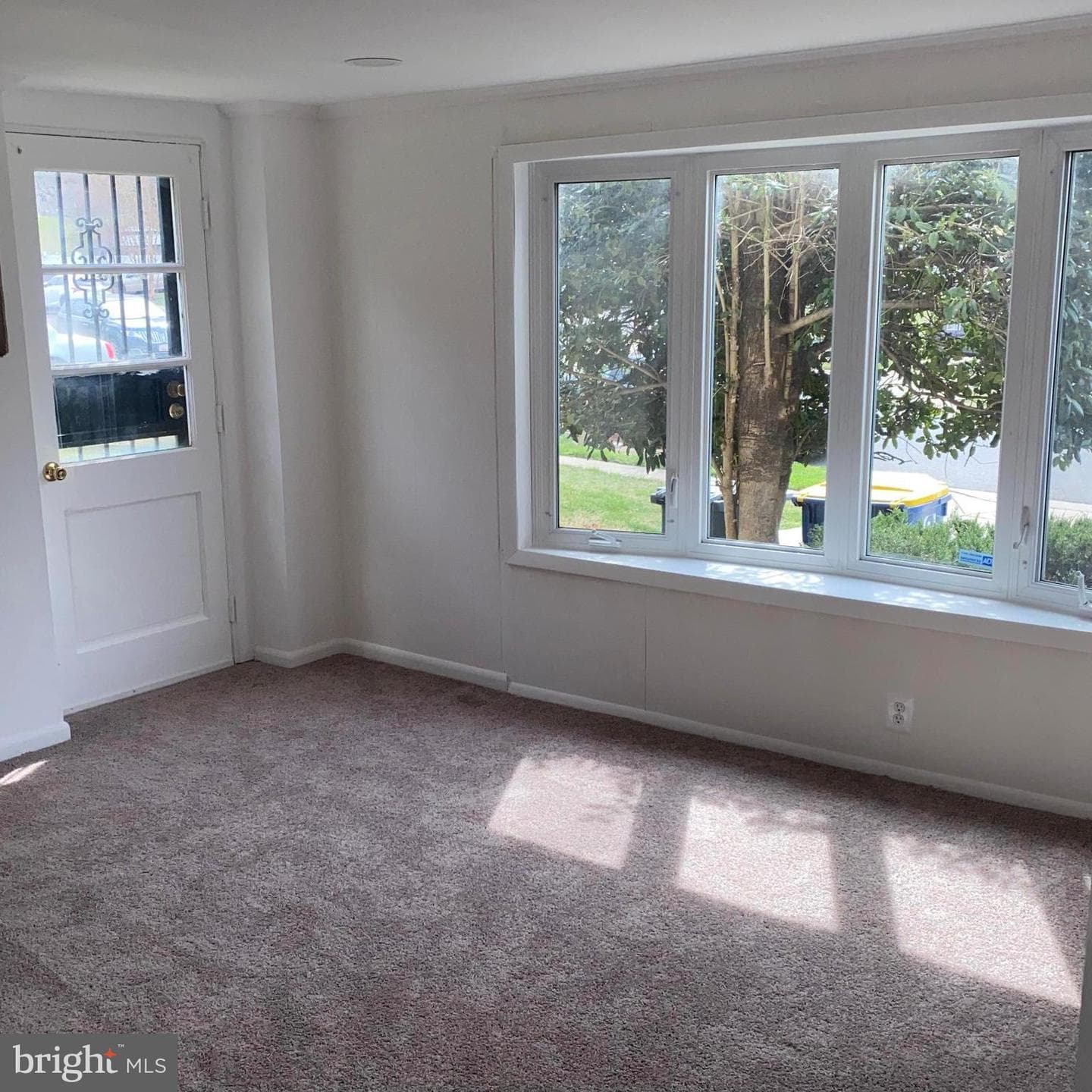 7950 Dellwood Avenue photo 37