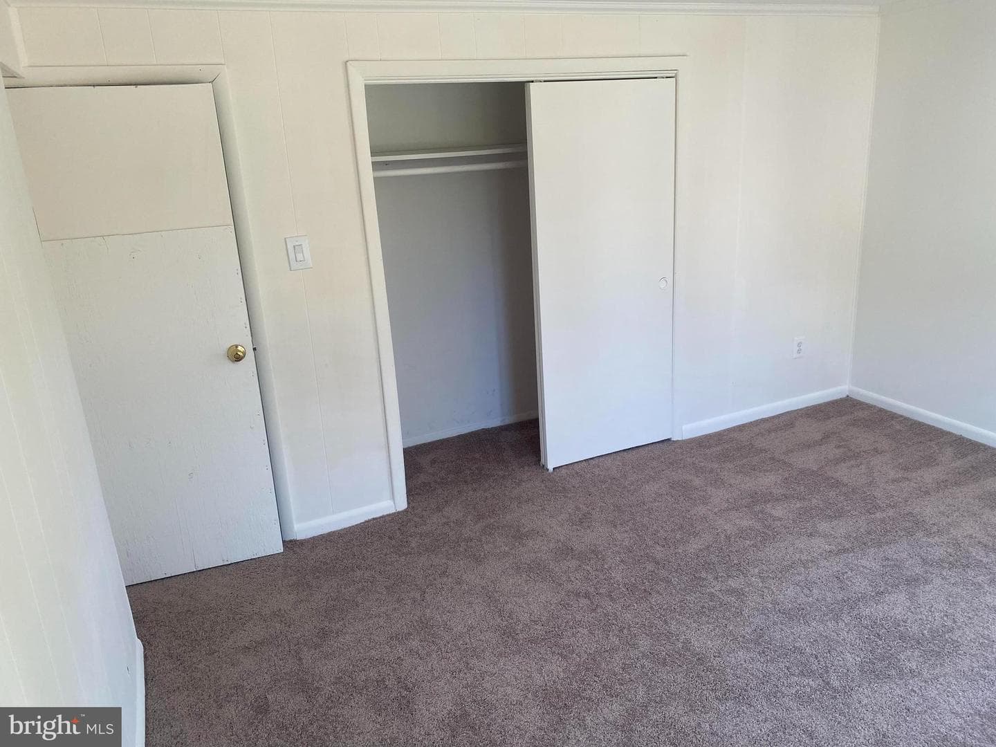 7950 Dellwood Avenue photo 40