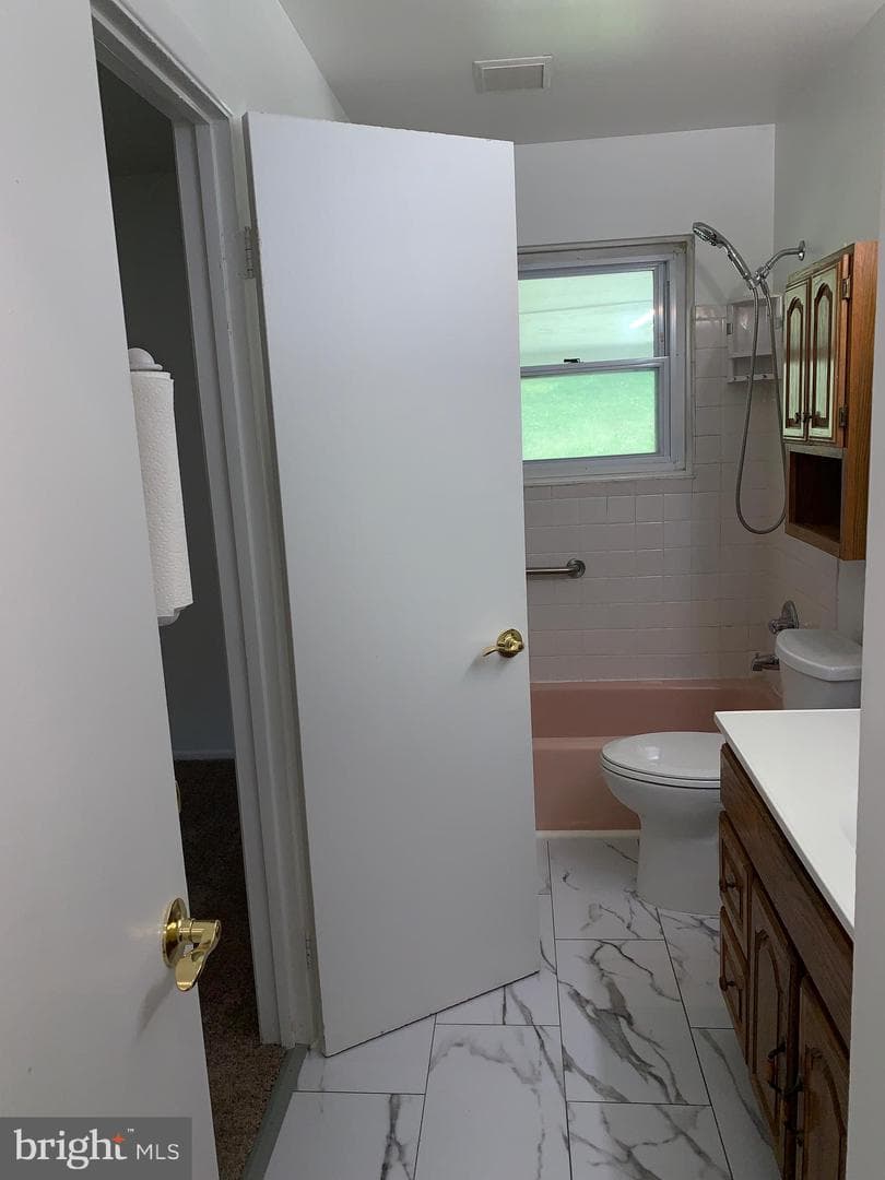 7950 Dellwood Avenue photo 60