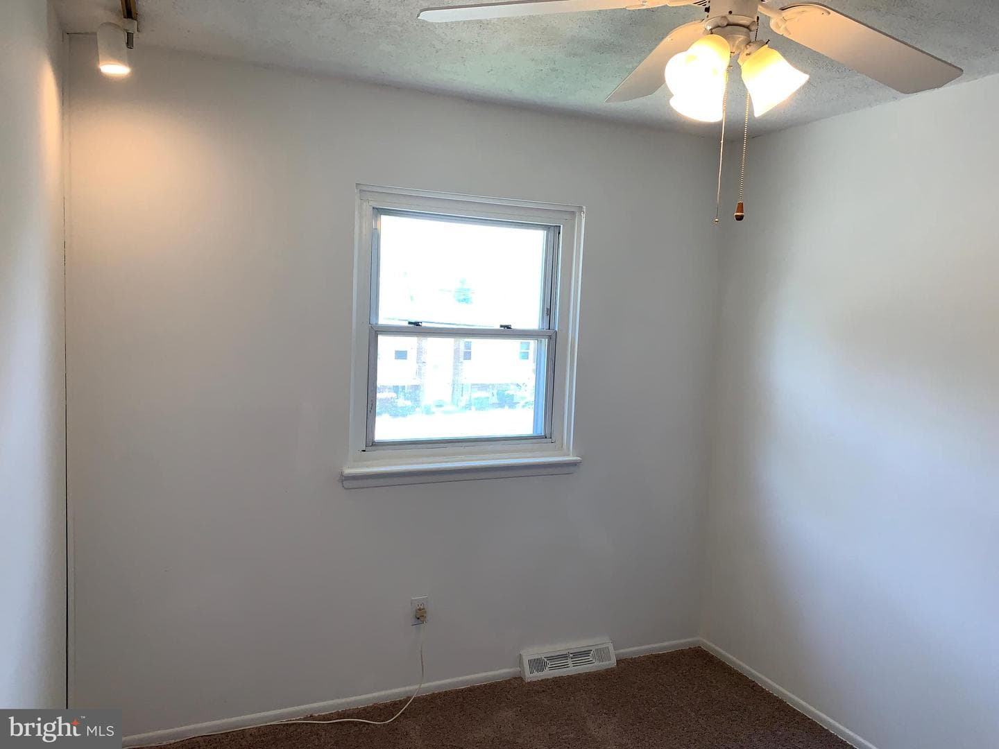 7950 Dellwood Avenue photo 74