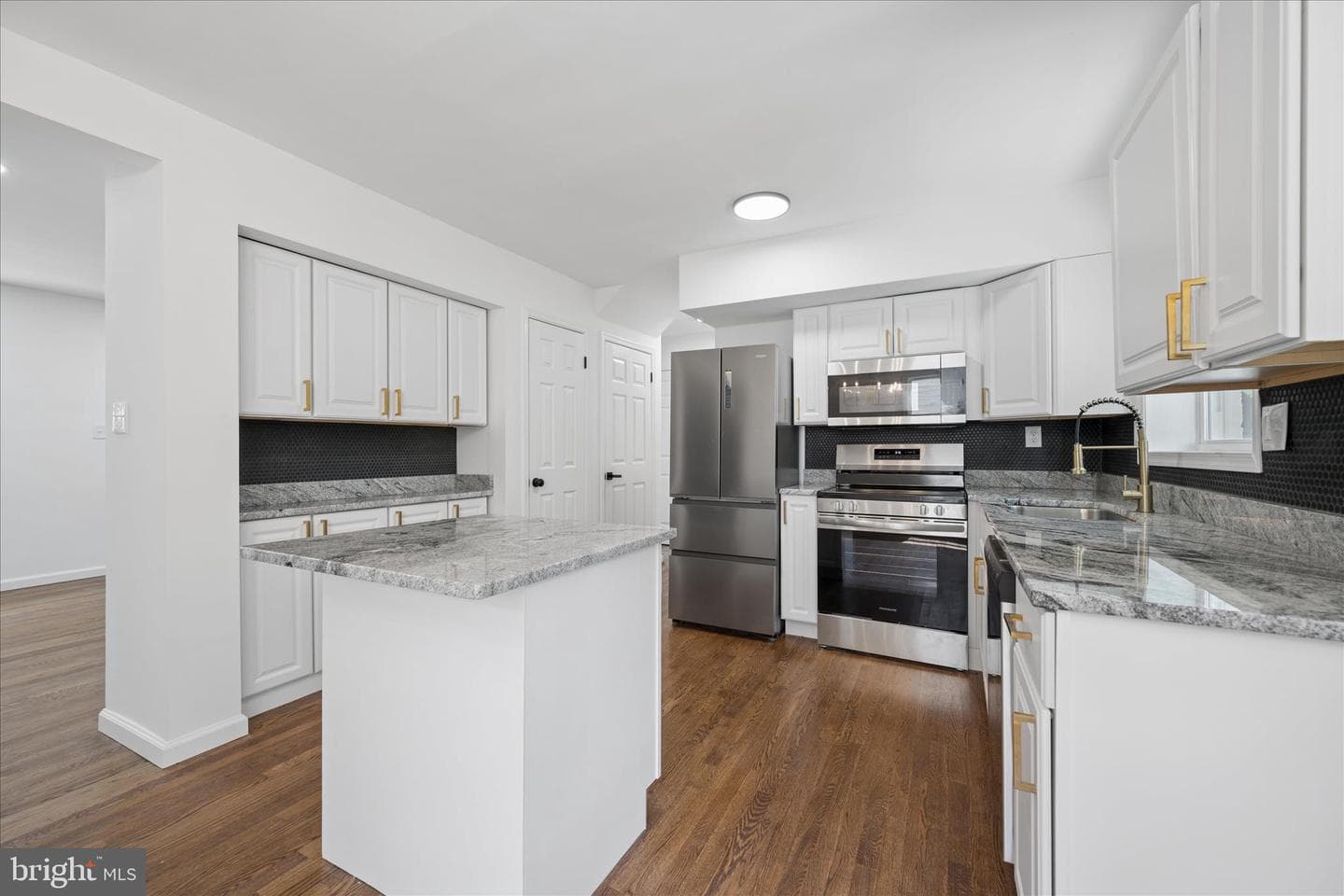 8517 Oglethorpe Street photo 16
