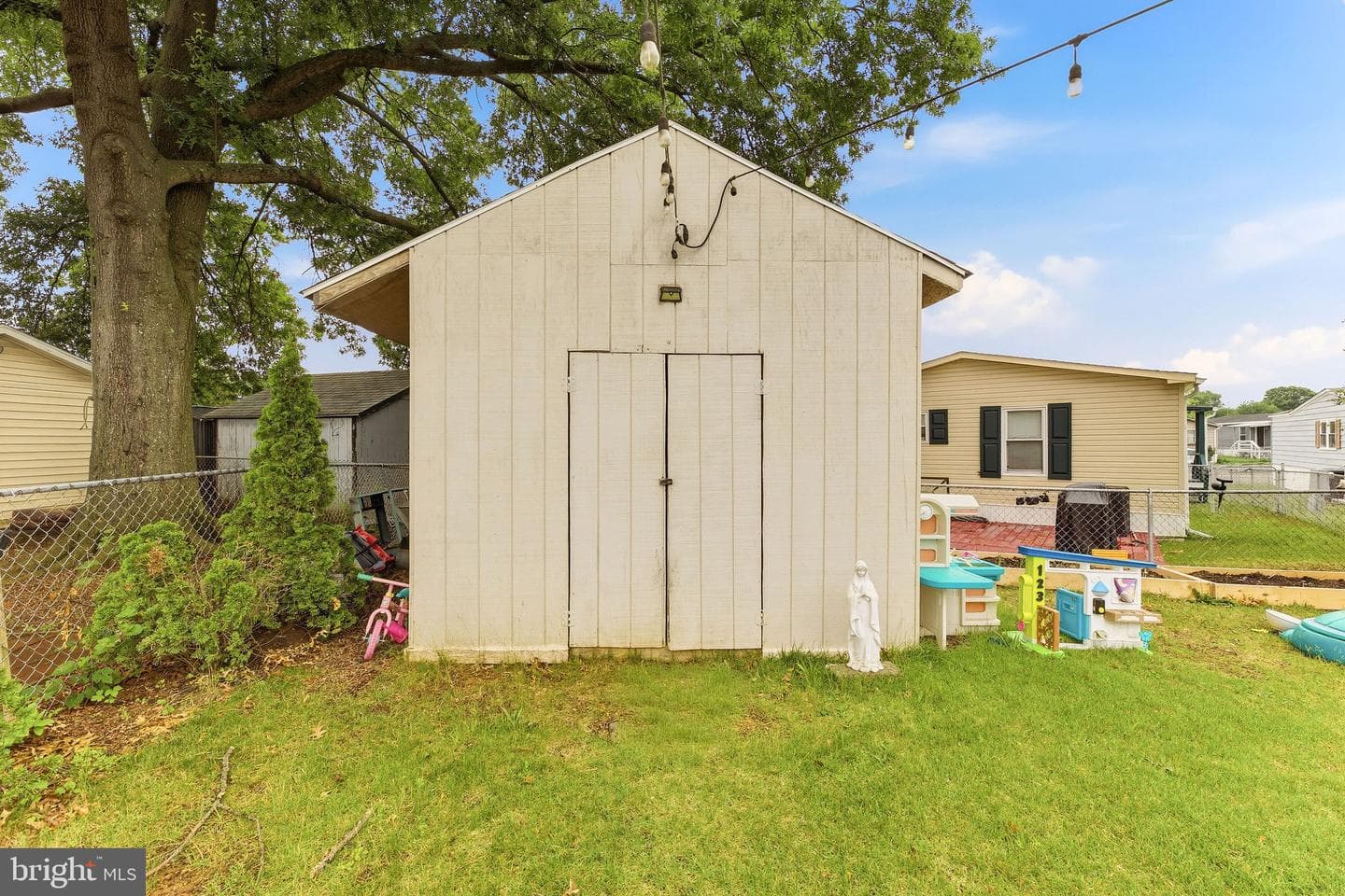 9132 Goldenrod Lane photo 17