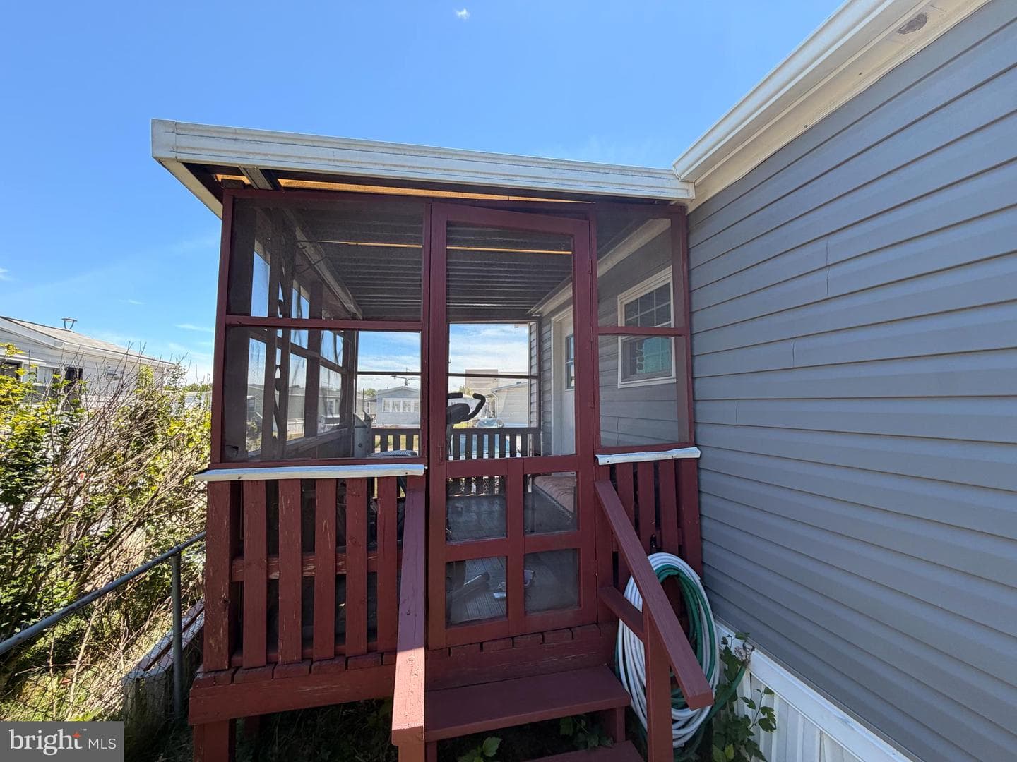 9132 Goldenrod Lane photo 38