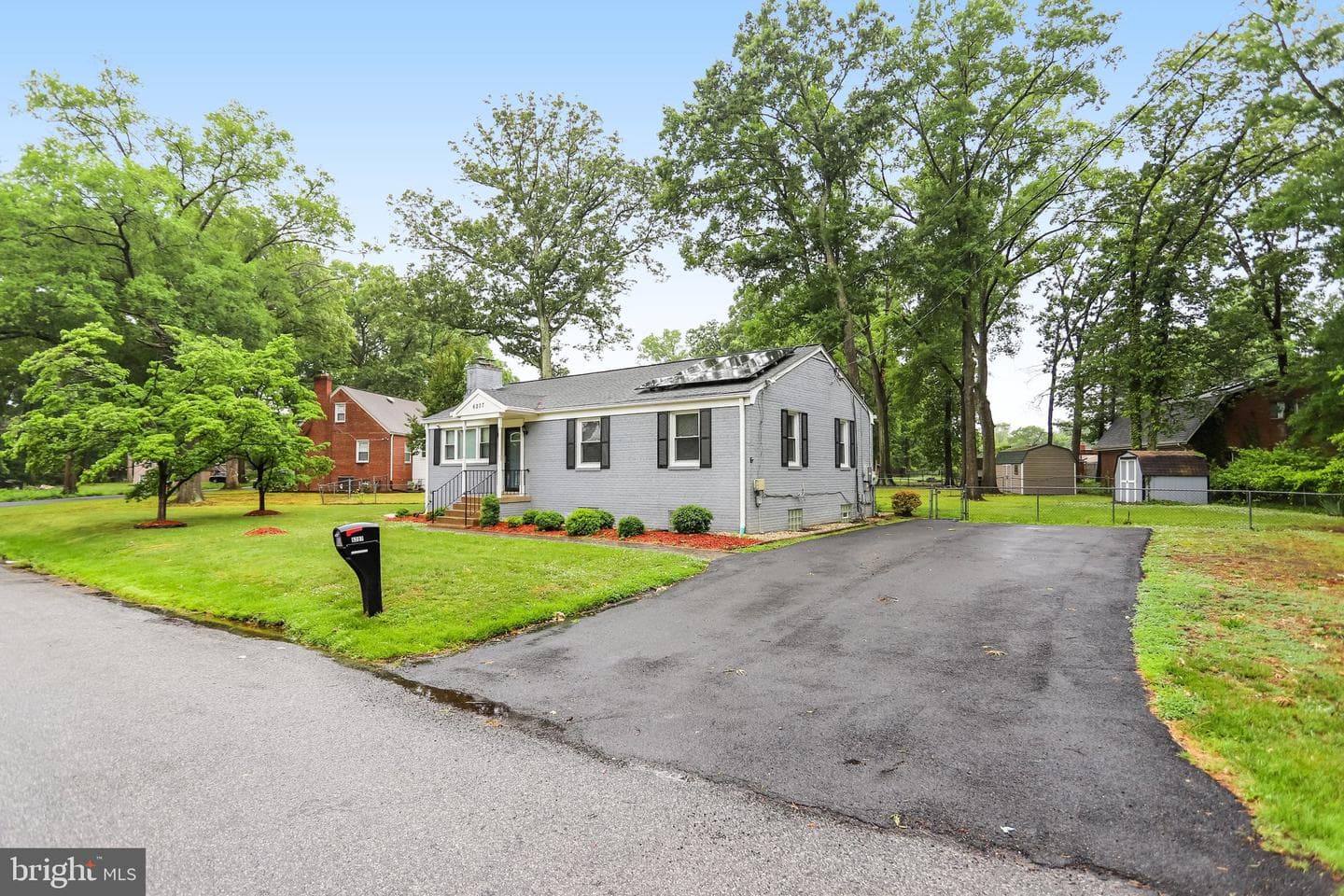 6207 Walton Avenue photo 20