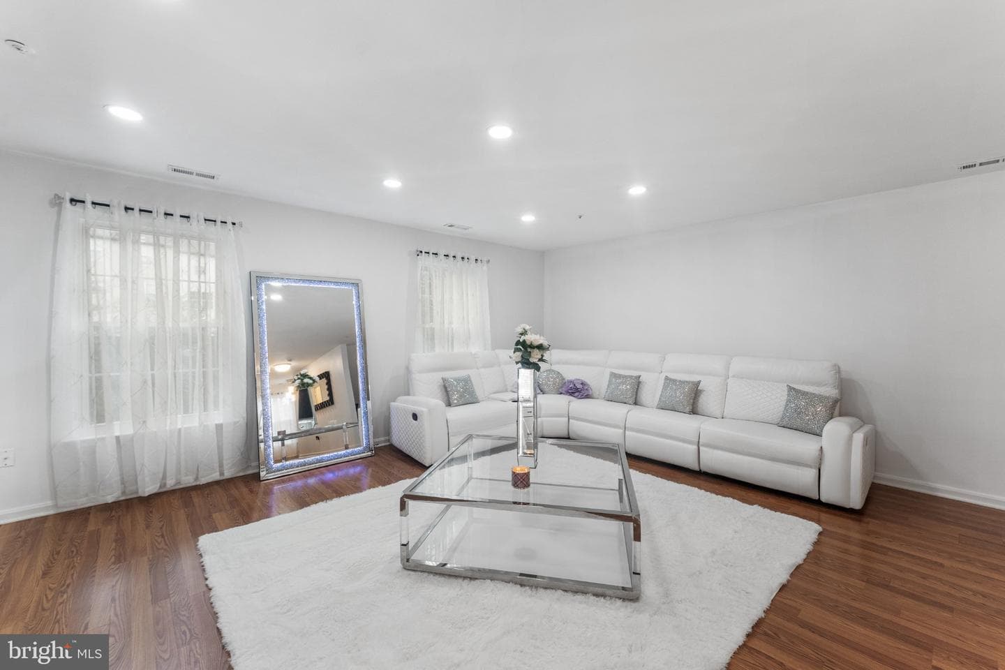 6031 Glen Rock photo 23