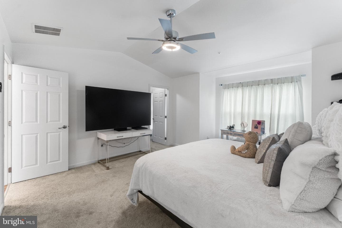 6031 Glen Rock photo 27