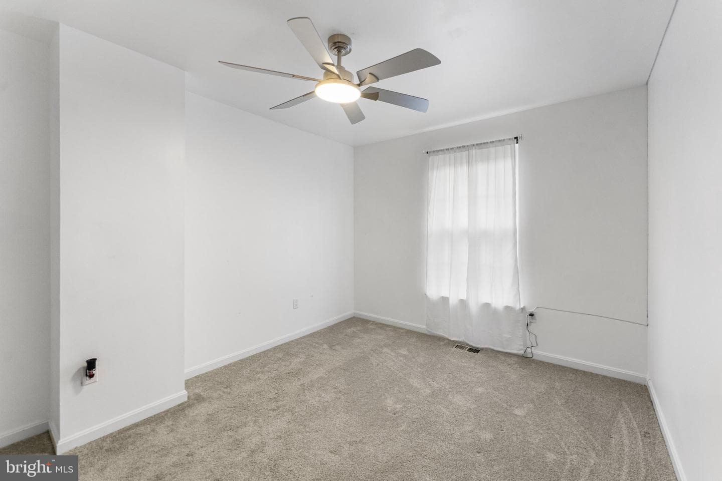 6031 Glen Rock photo 36
